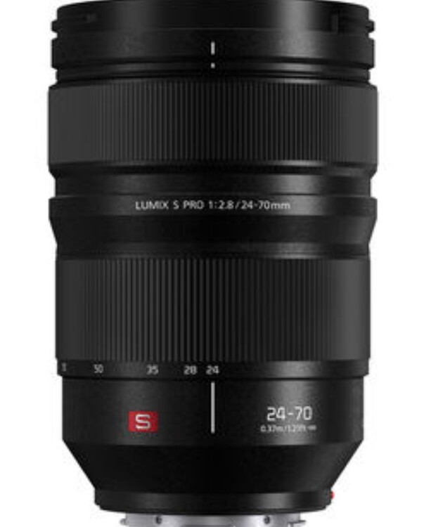 Panasonic Lumix S PRO 24-70mm f/2.8