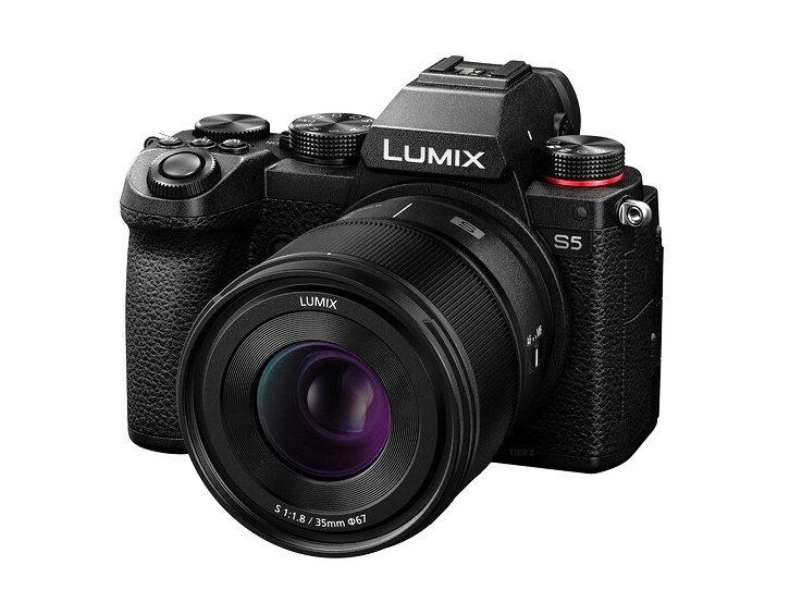 Panasonic Lumix S 35mm f/1.8