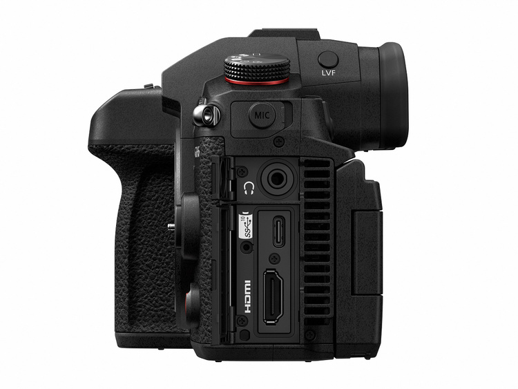 Panasonic Lumix DC-GH6 (tělo)