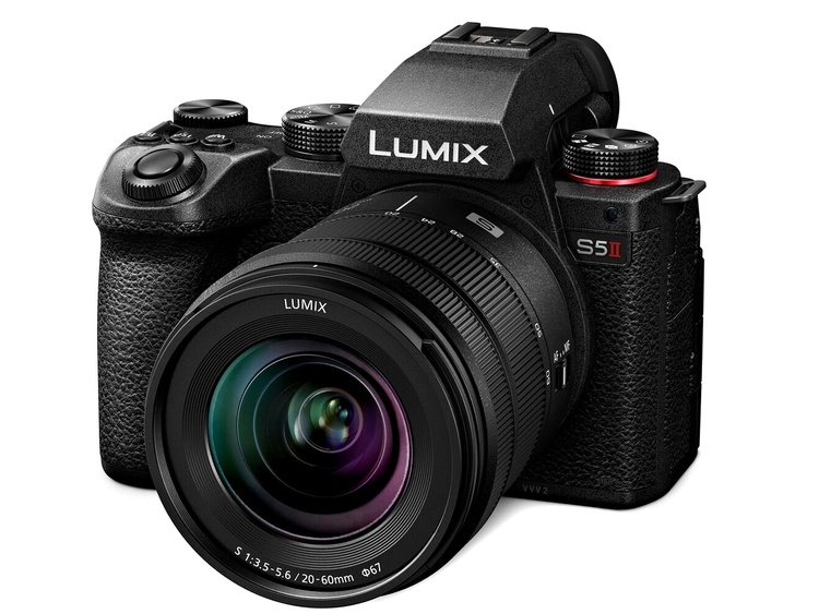 Panasonic Lumix DC-S5 II + 20-60mm f/3.5-5.6