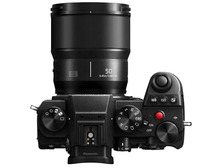 Panasonic Lumix DC-S5 II + S 50mm f/1.8