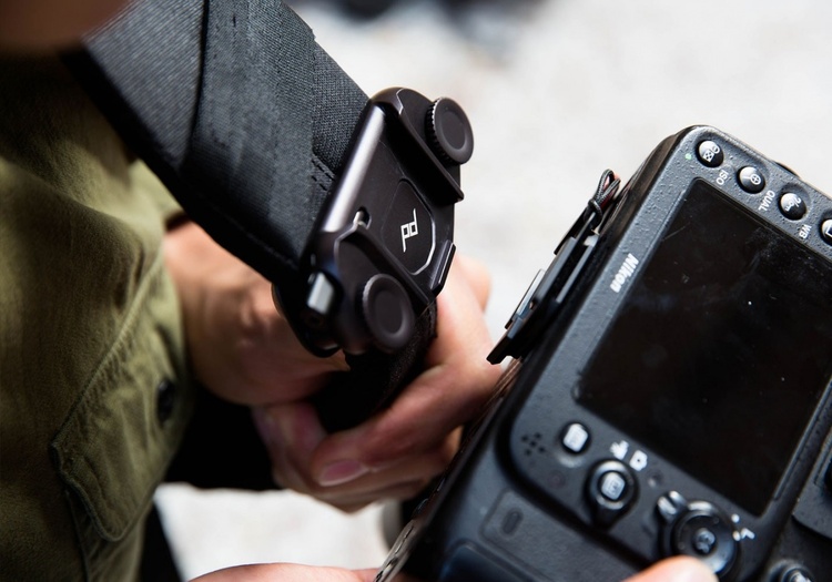 Peak Design Capture (V3) - černý