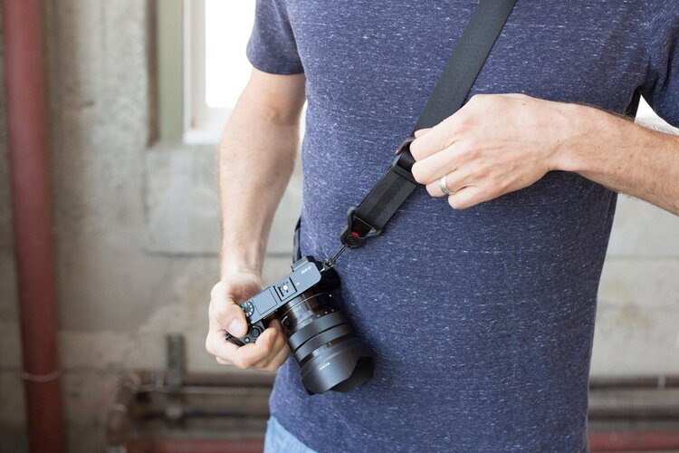 Peak Design Slide Lite - černý