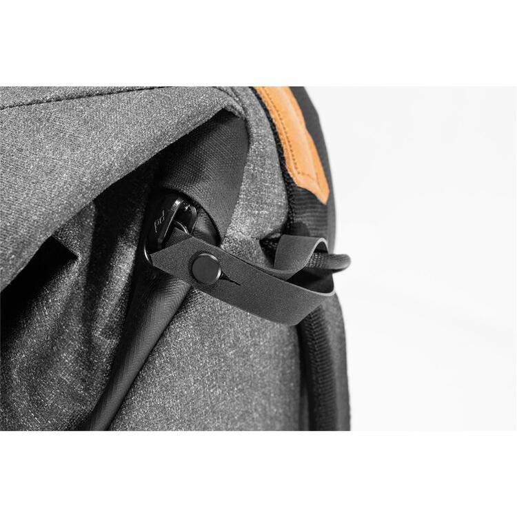 Peak Design Everyday Backpack 20L, v2 - Charcoal