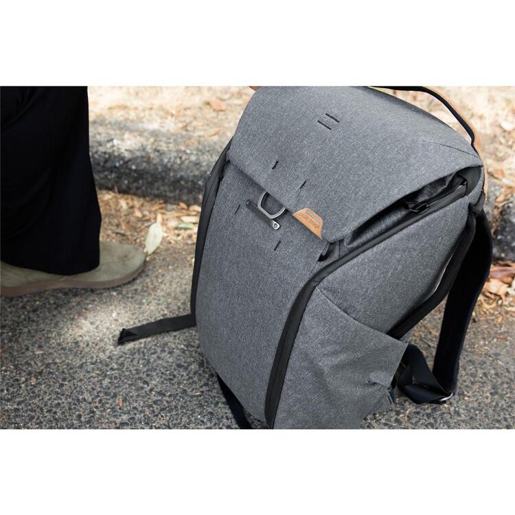 Peak Design Everyday Backpack 20L, v2 - Charcoal