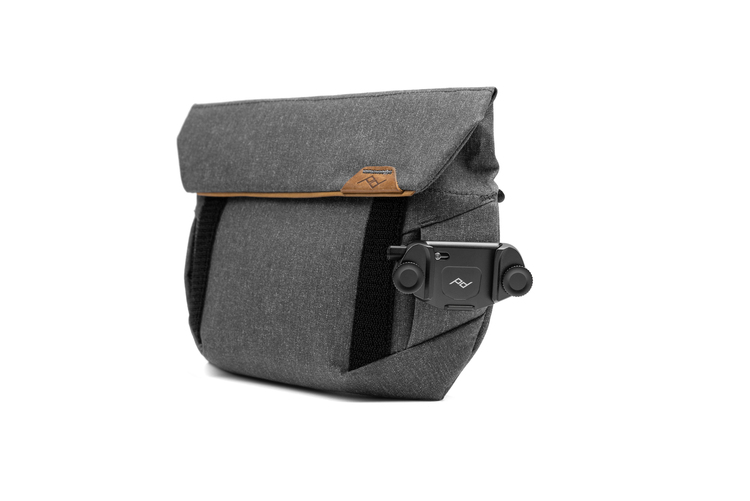 Peak Design Field Pouch - Charcoal v2