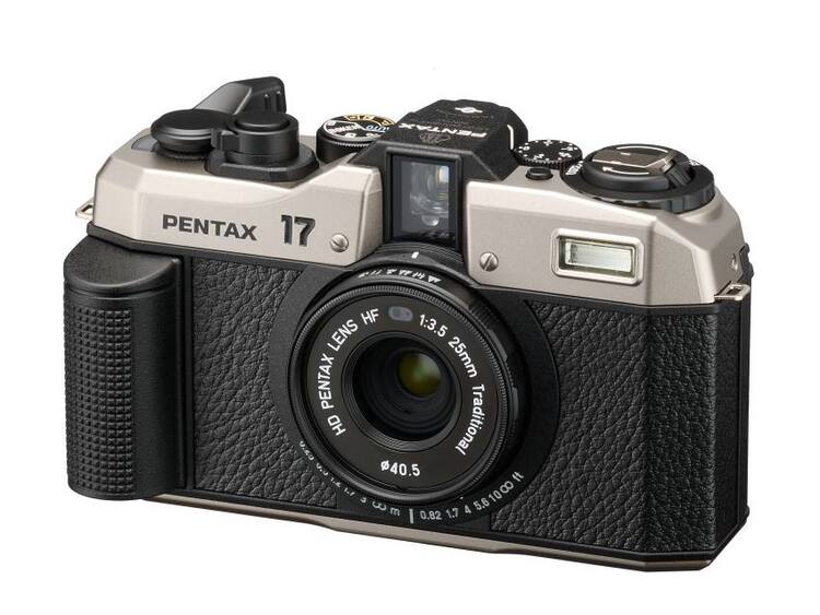 Pentax 17