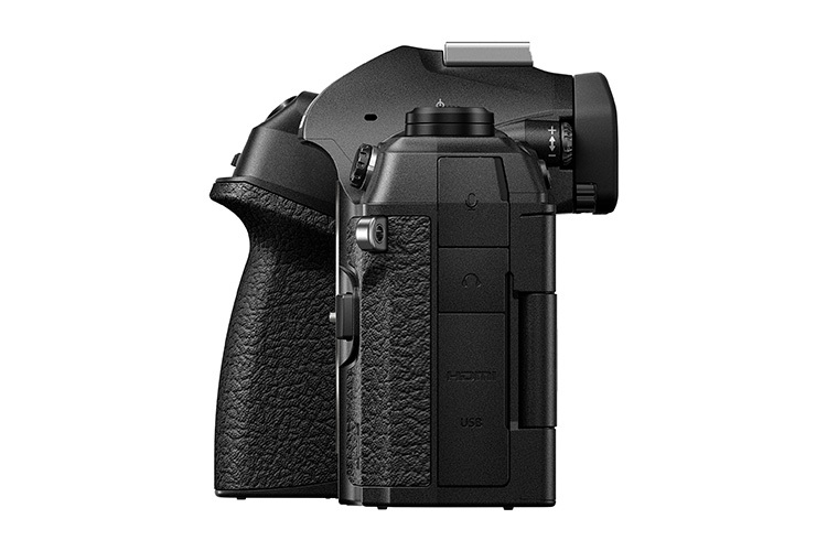 OM System OM-1 Mark II - tělo