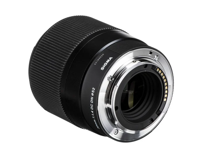 Sigma 30mm f/1.4 DC DN Contemporary (Sony E)