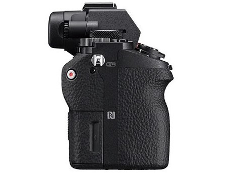 Sony Alpha A7 Mark II tělo