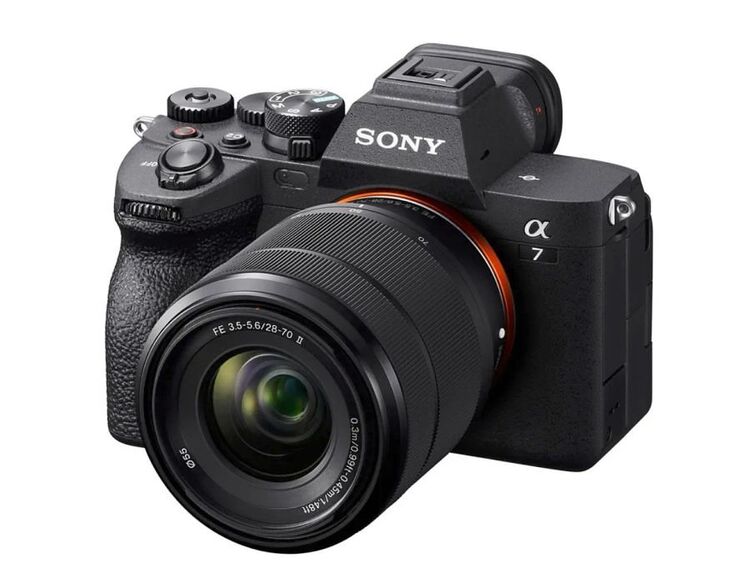 Sony Alpha A7 Mark IV + 28-70mm II