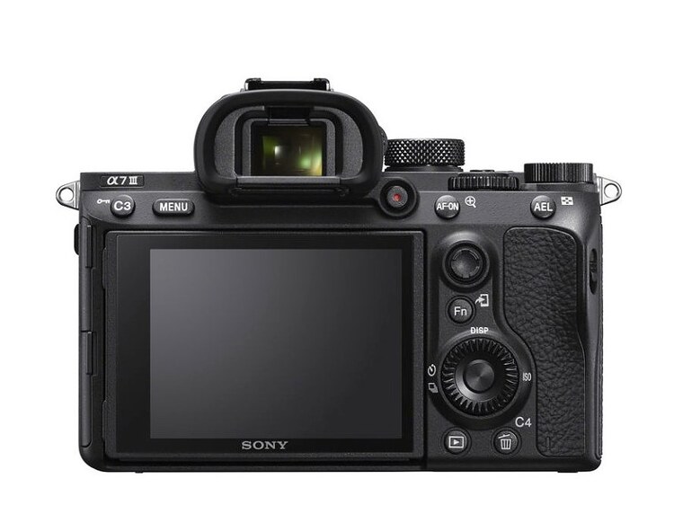Sony Alpha A7 Mark III + 28-70mm II