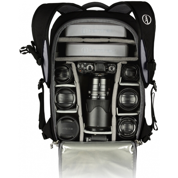 Tamrac Nagano 16L batoh šedý