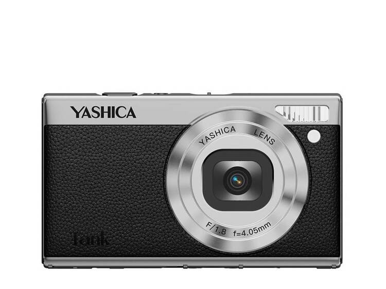 Yashica Tank - černá