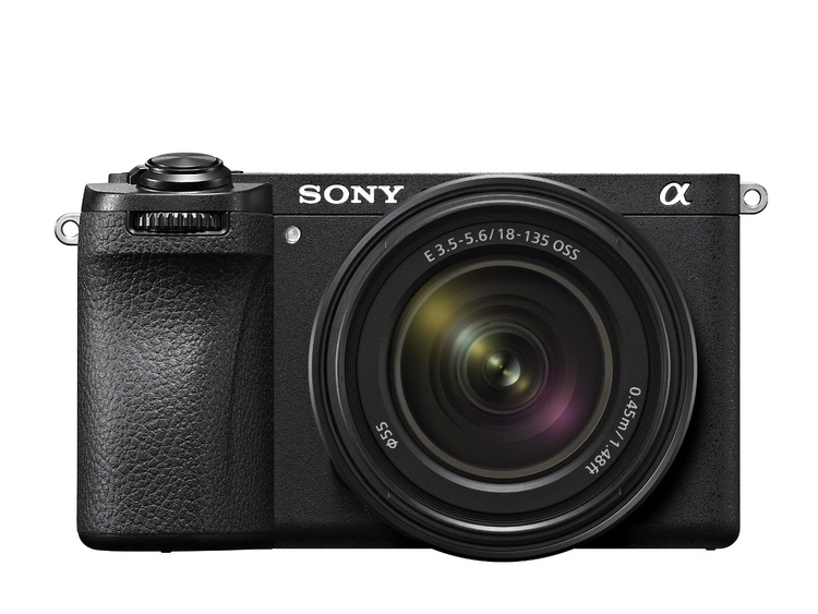 Sony Alpha A6700 + 18-135mm OSS