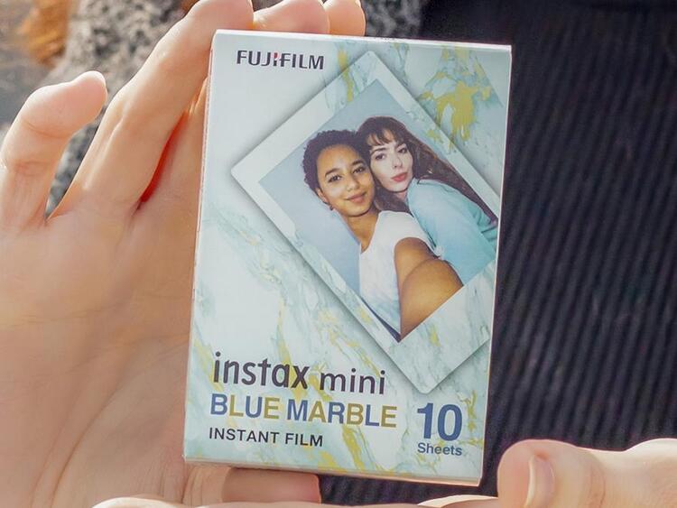 Fujifilm instax™ mini film BLUE MARBLE (10ks)
