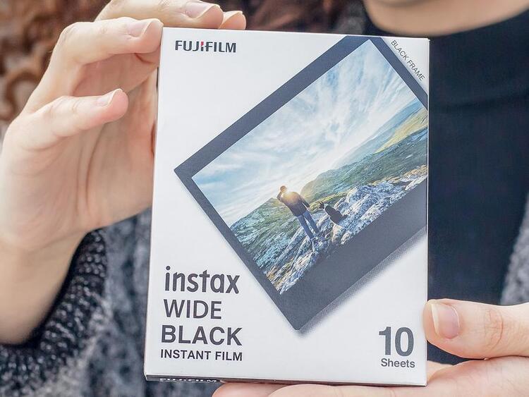 Fujifilm instax™ WIDE film BLACK (10ks)