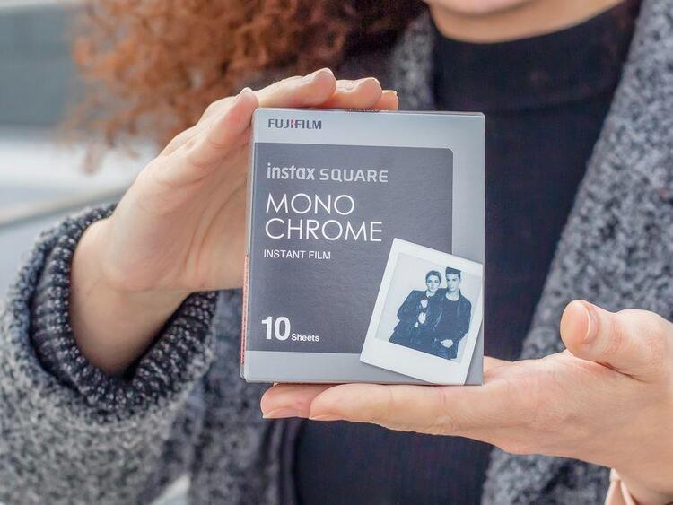 Fujifilm instax™ SQUARE film MONOCHROME (10ks)