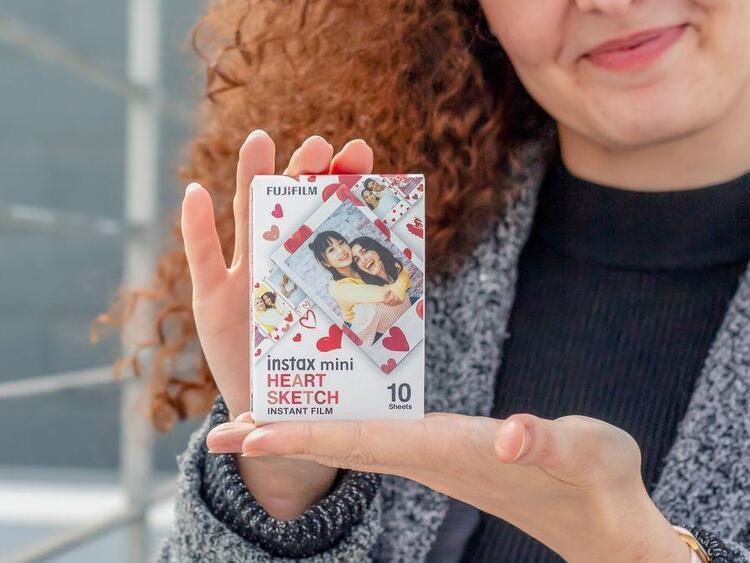 Fujifilm instax™ mini film HEART SKETCH (10ks)