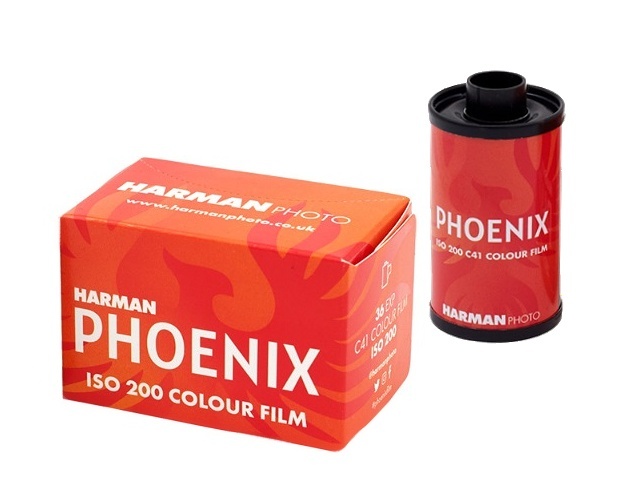 HARMAN Phoenix 200 135/36 - barevný kinofilm