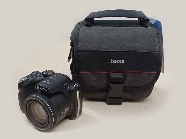 Hama VALLETTA 100, černá