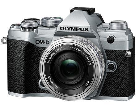 Olympus OM-D E-M5 Mark III + 14-42mm EZ stříbrný
