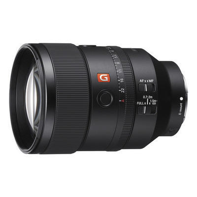 Sony FE 135mm f/1.8 GM