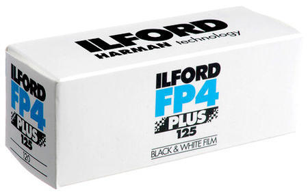 Ilford FP4 Plus 125 - černobílý svitkový film
