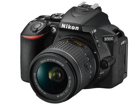 Nikon D5600 + 18-55mm AF-P DX VR
