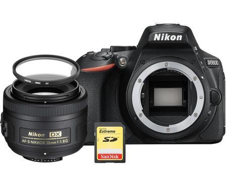 Nikon D5600 + 35mm f/1.8G AF-S DX + UV filtr + 32GB SDHC
