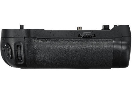 Nikon MB-D17 - battery grip pro D500