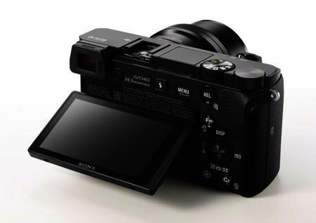 Sony Alpha A6000 černá + 16-50mm PZ OSS