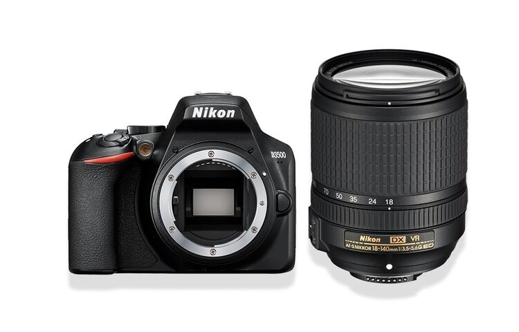 Nikon D3500 + 18-140mm AF-S DX VR