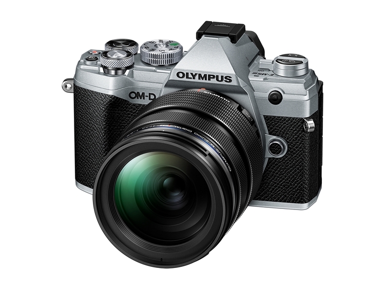 Olympus OM-D E-M5 Mark III + 12-40mm f/2.8 PRO stříbrný