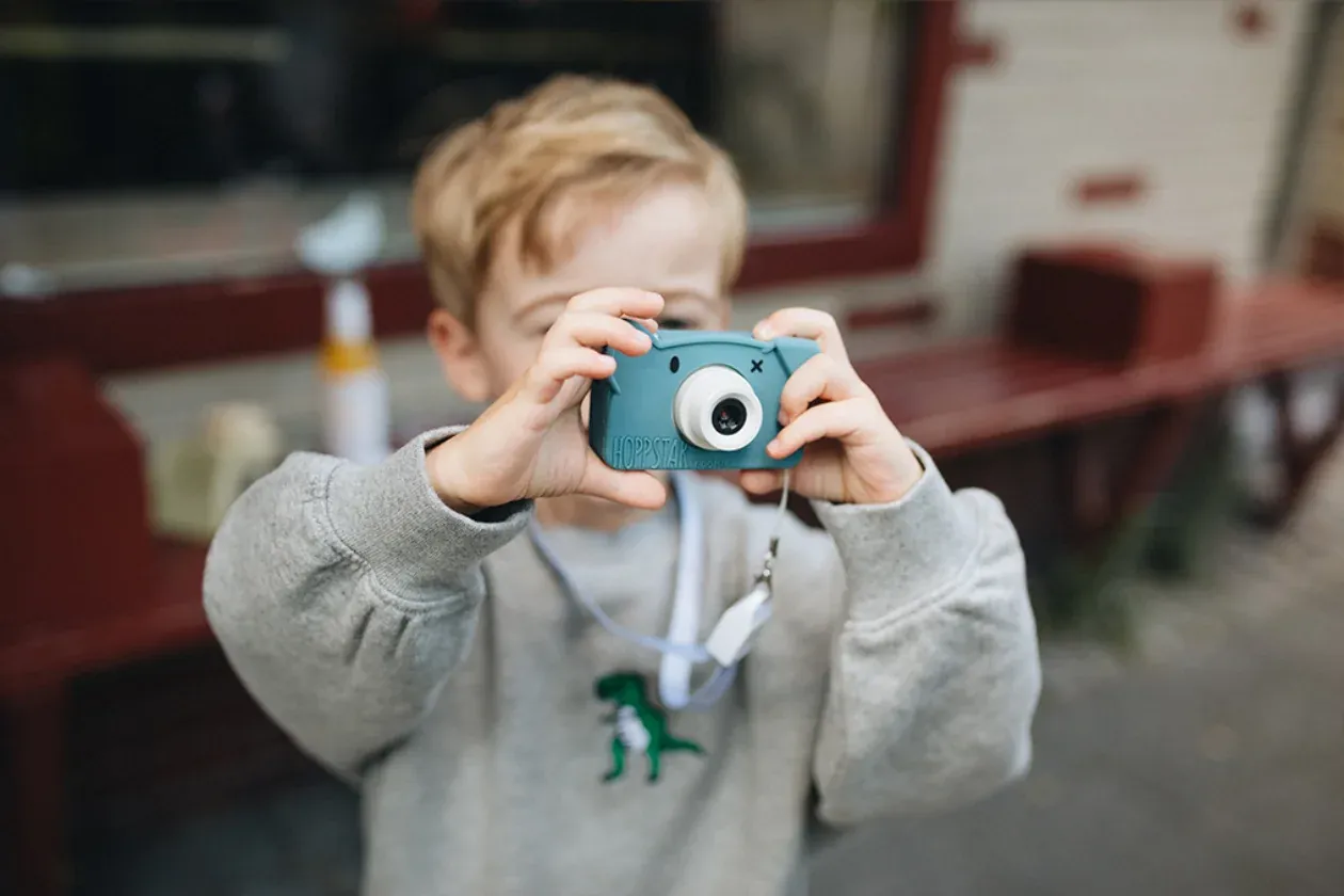 Modrý fototaparát pro děti