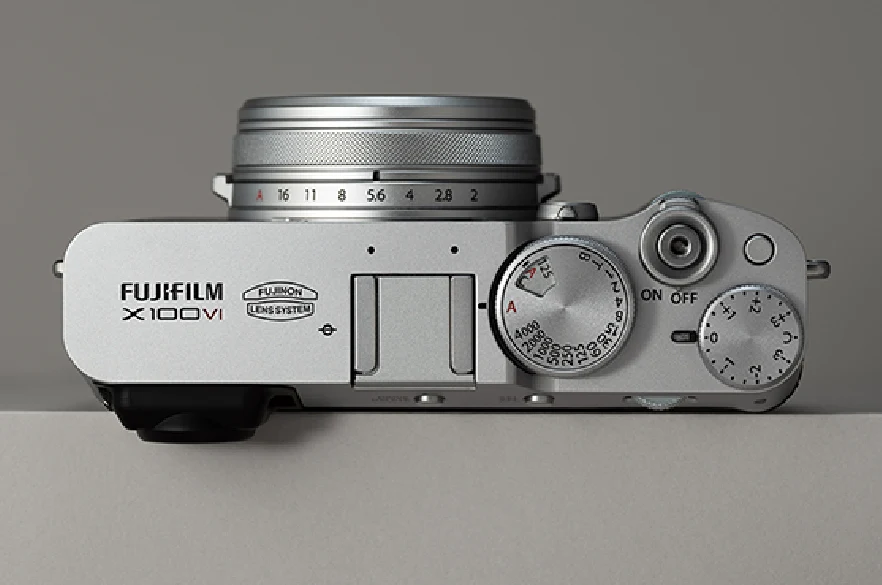 Stříbrný Fujifilm x100vi