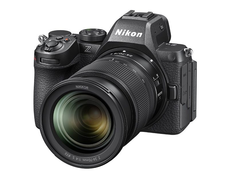 Nikon Z 5II + Z 24-70mm f/4 S
