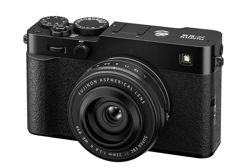 Fujifilm X-E5 + XF 23mm f/2.8 R WR - černý